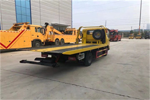 白玉非事故拖车